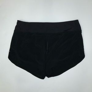 Athleta Run With It 3.5 Shorts